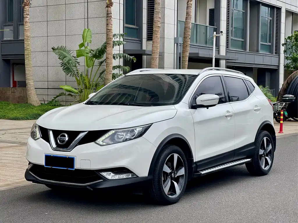 Купить Nissan Qashqai