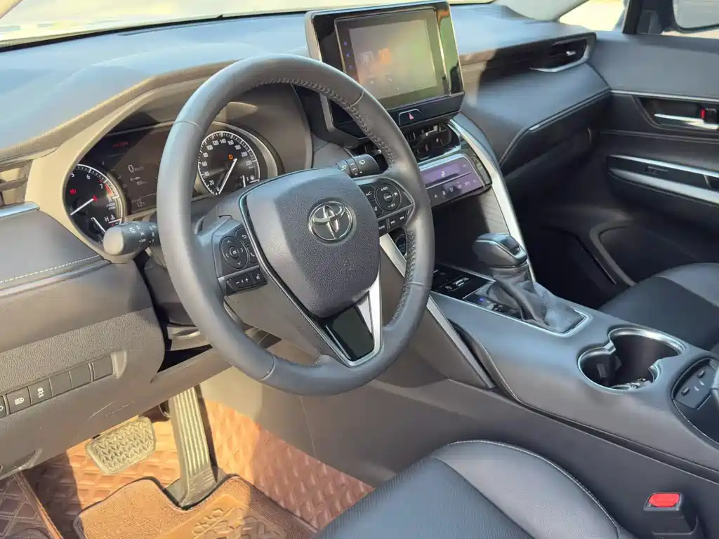 TOYOTA LING FANG HARRIER