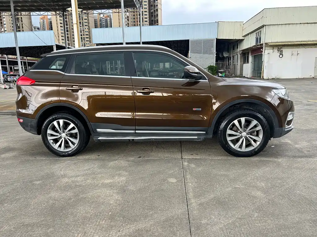 Geely Boyue — миниатюра 4