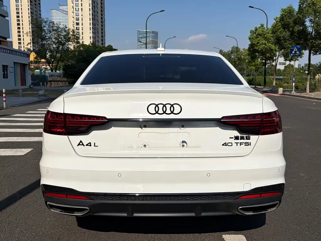 Audi A4L — миниатюра 4