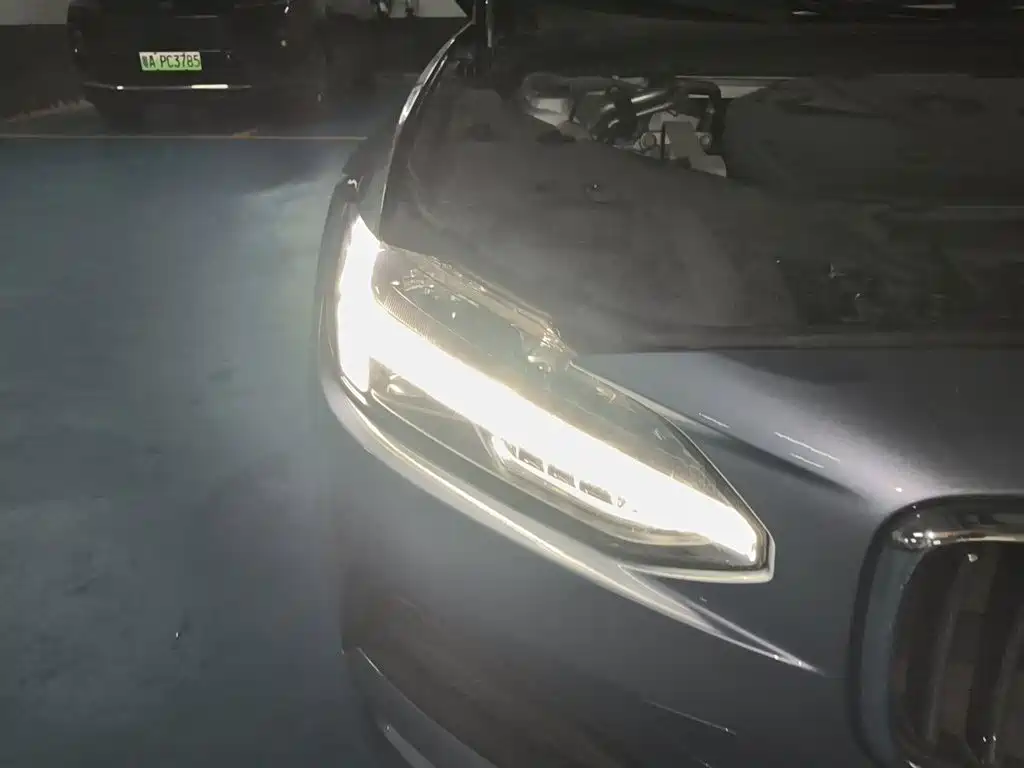 Volvo S90 — миниатюра 7