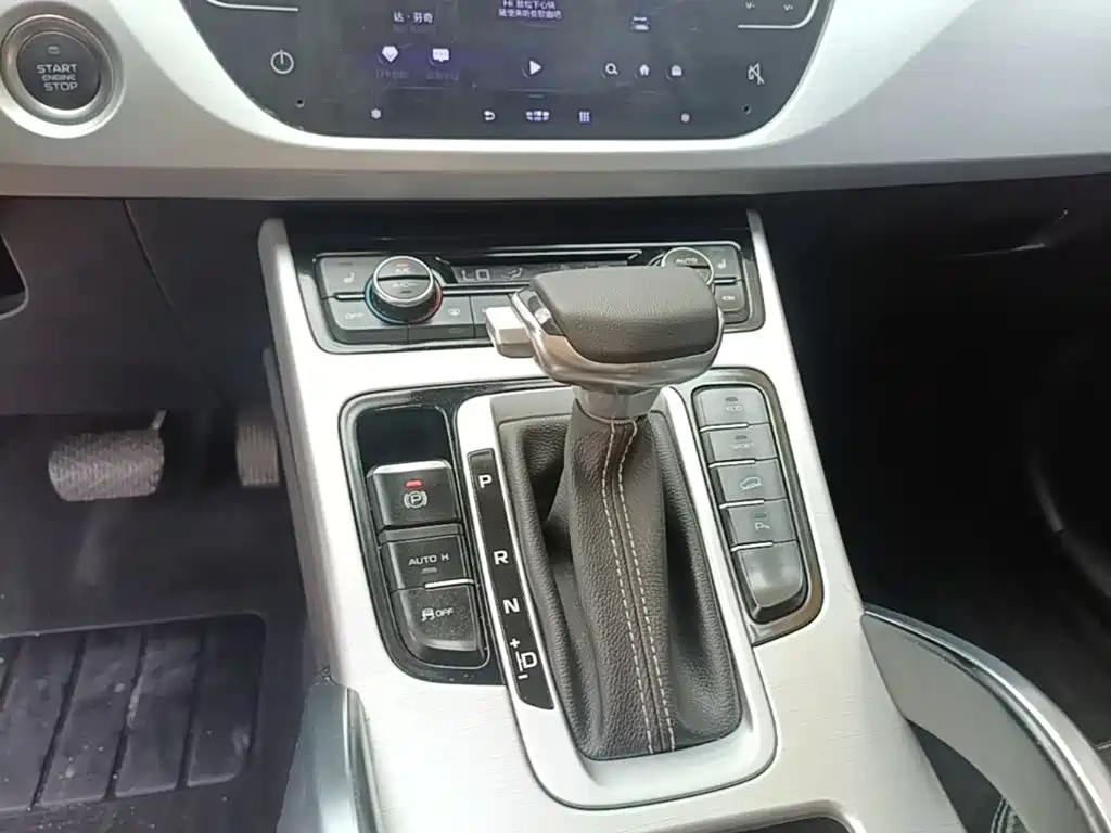 Geely Boyue — миниатюра 14