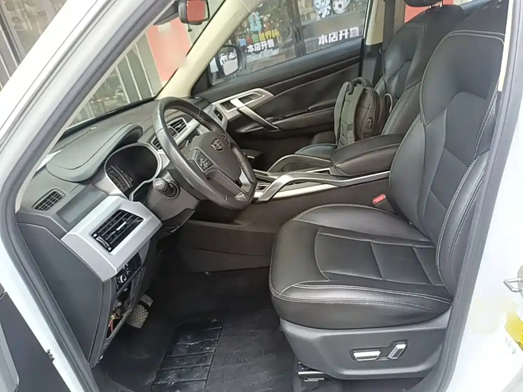 Geely Boyue — миниатюра 15