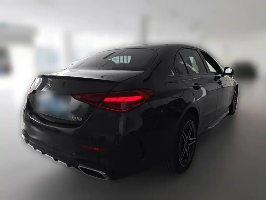 Mercedes-Benz C-Class — миниатюра 10