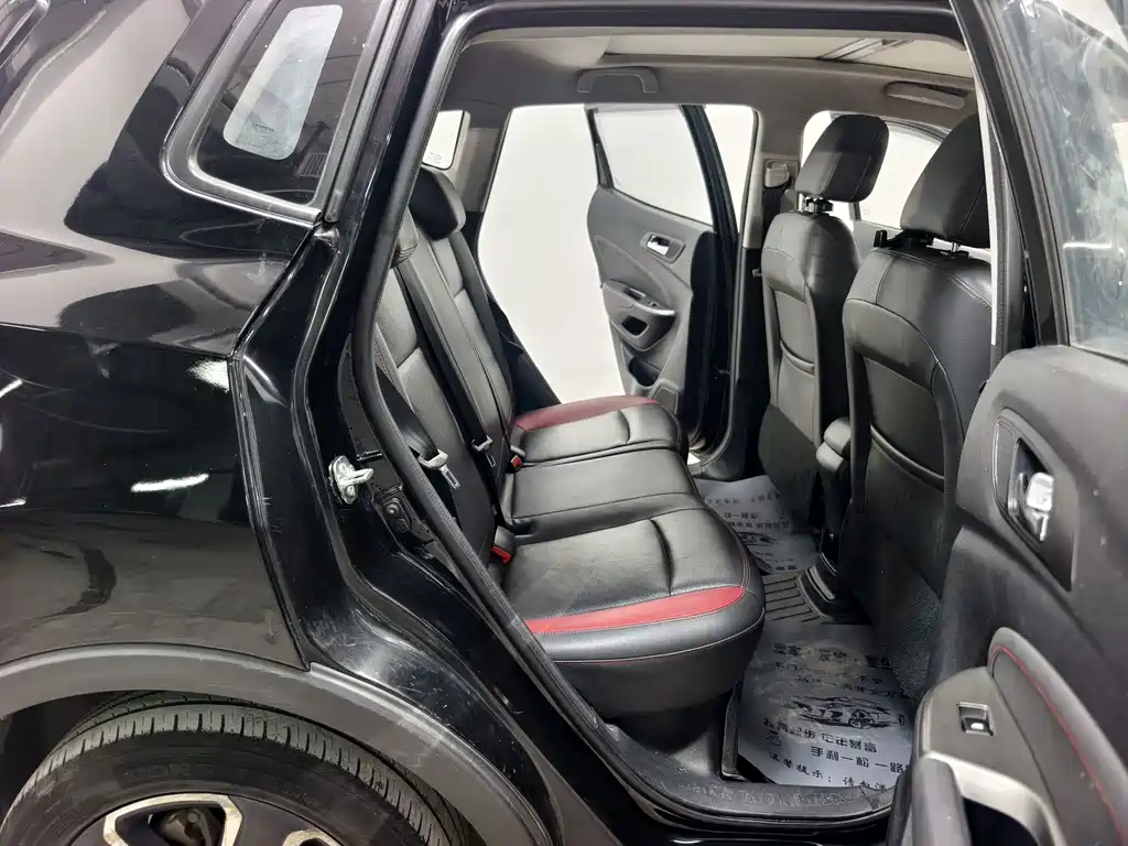 Changan CS15 — миниатюра 16
