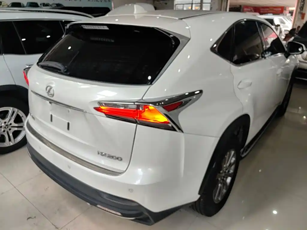 Lexus NX — миниатюра 7