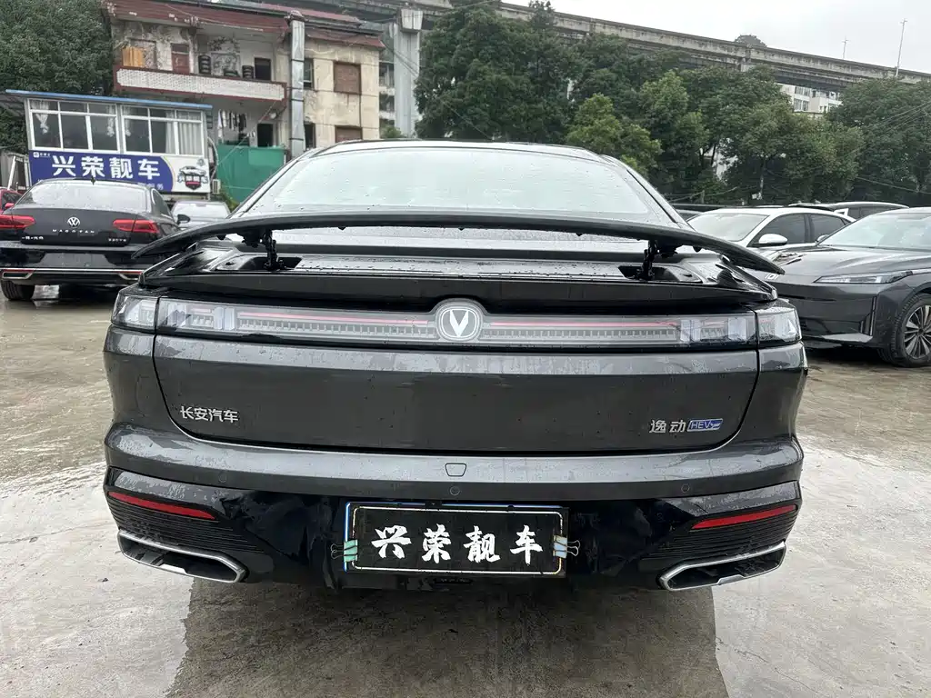 Changan Eado — миниатюра 6