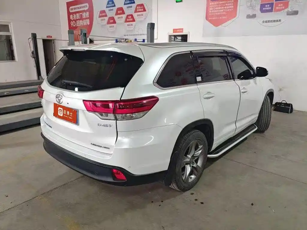 Toyota Highlander — миниатюра 2