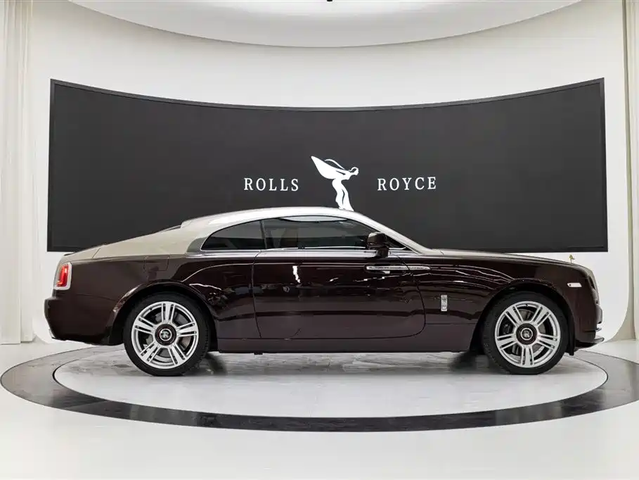ROLLS-ROYCE PHANTOM