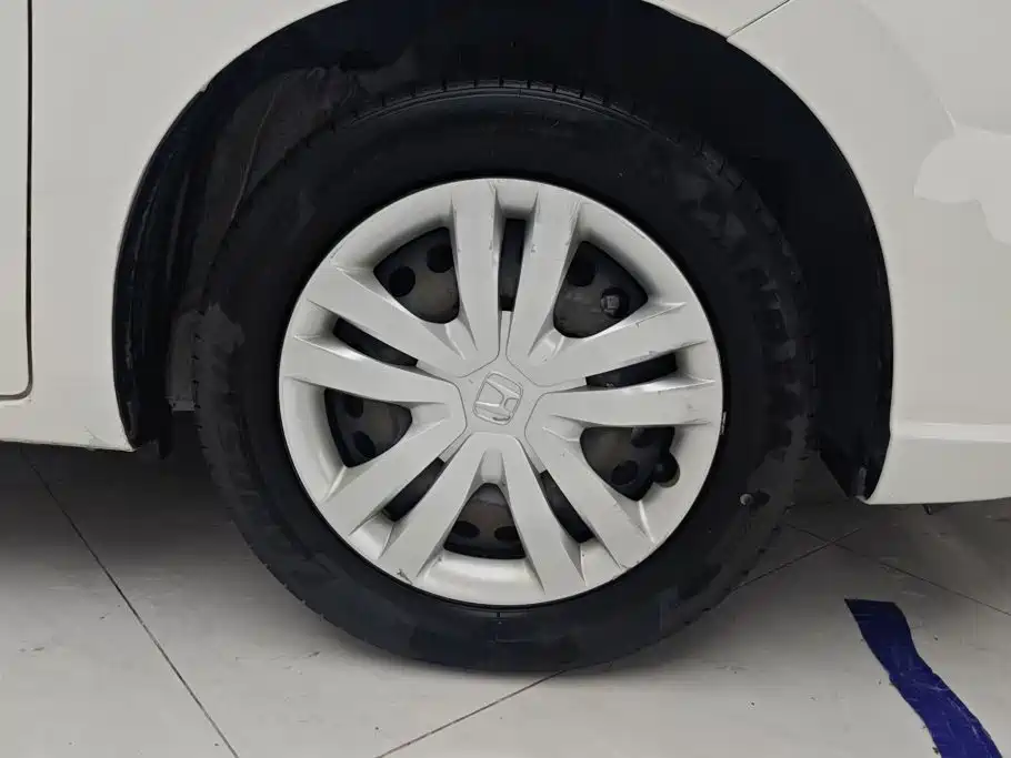 Honda Fit — миниатюра 6