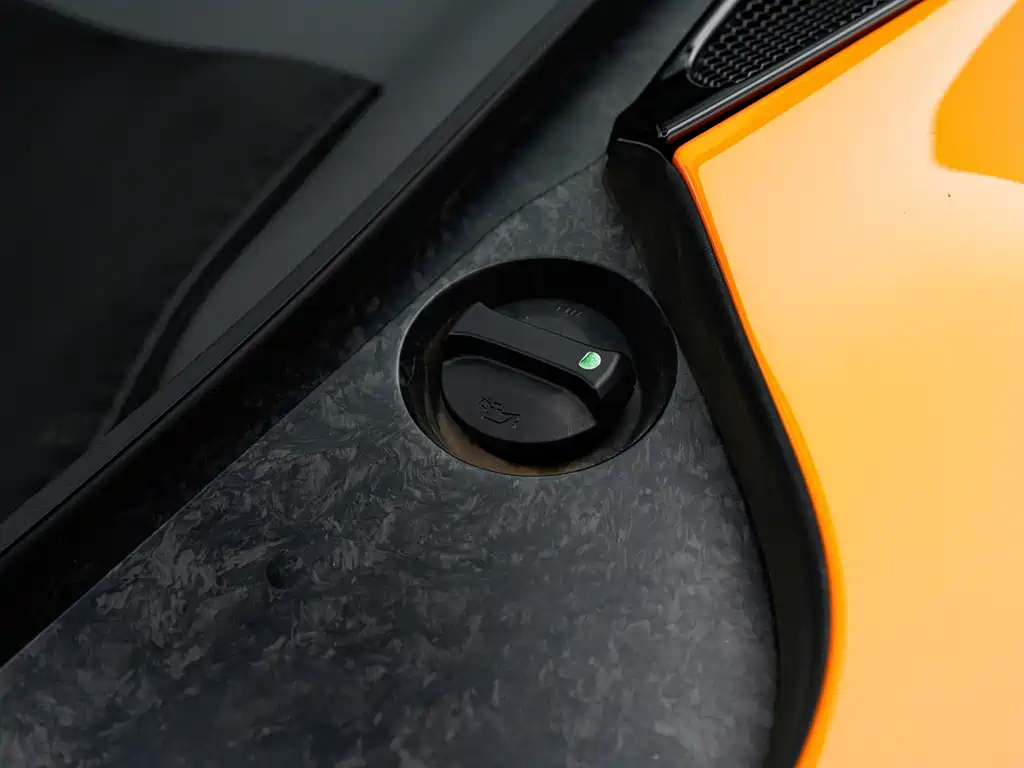 McLaren GT — миниатюра 19