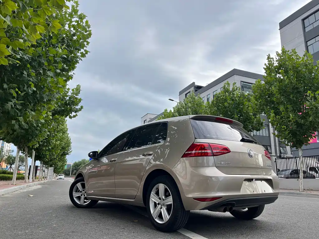 Volkswagen Golf — миниатюра 9
