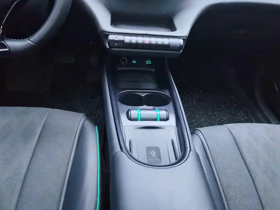 BYD Dolphin — миниатюра 16