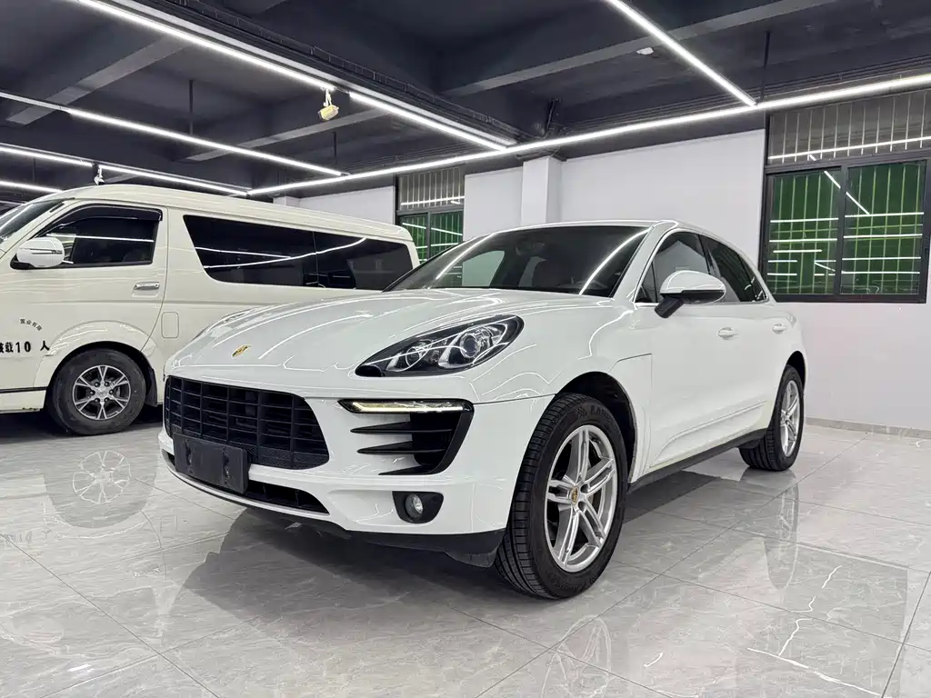 Купить Porsche Macan