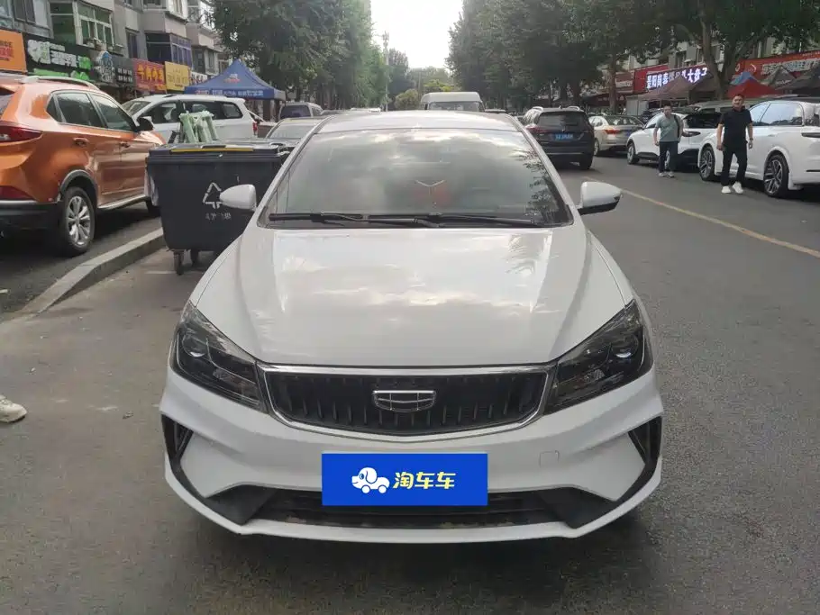 Geely Emgrand - фото 2