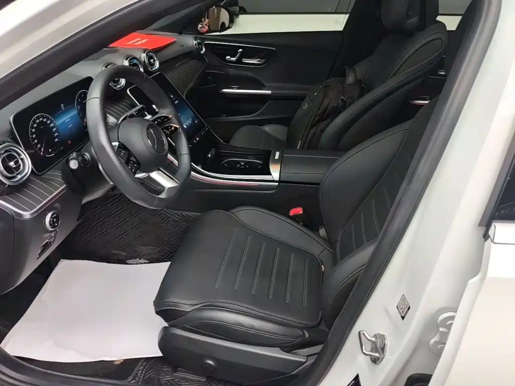Mercedes-Benz C-Class 2023 — фото 14