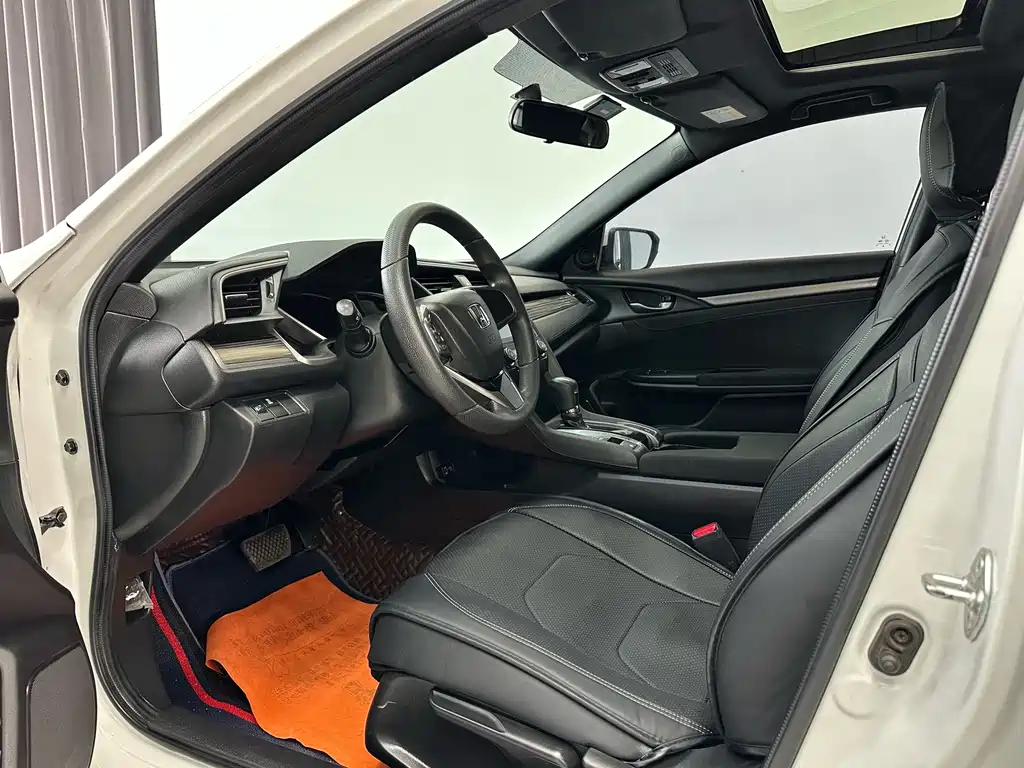 Honda Civic 2021 HATCHBACK 220TURBO CVT