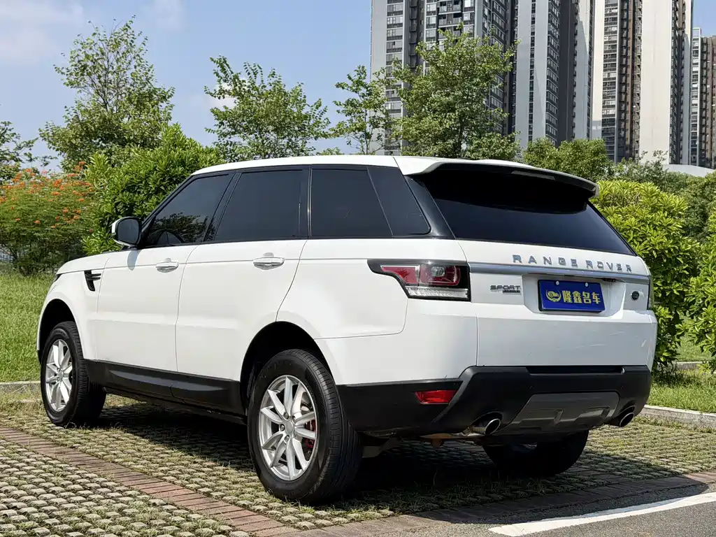 Land Rover Sport — миниатюра 22