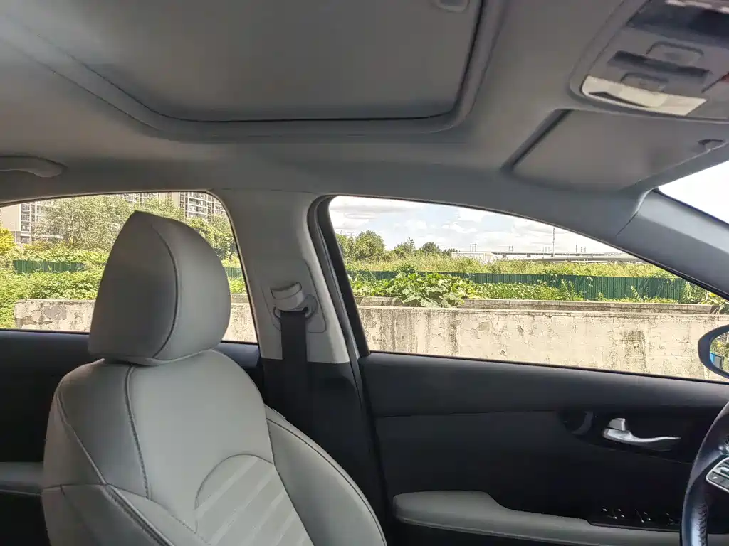 Kia K3 — миниатюра 9