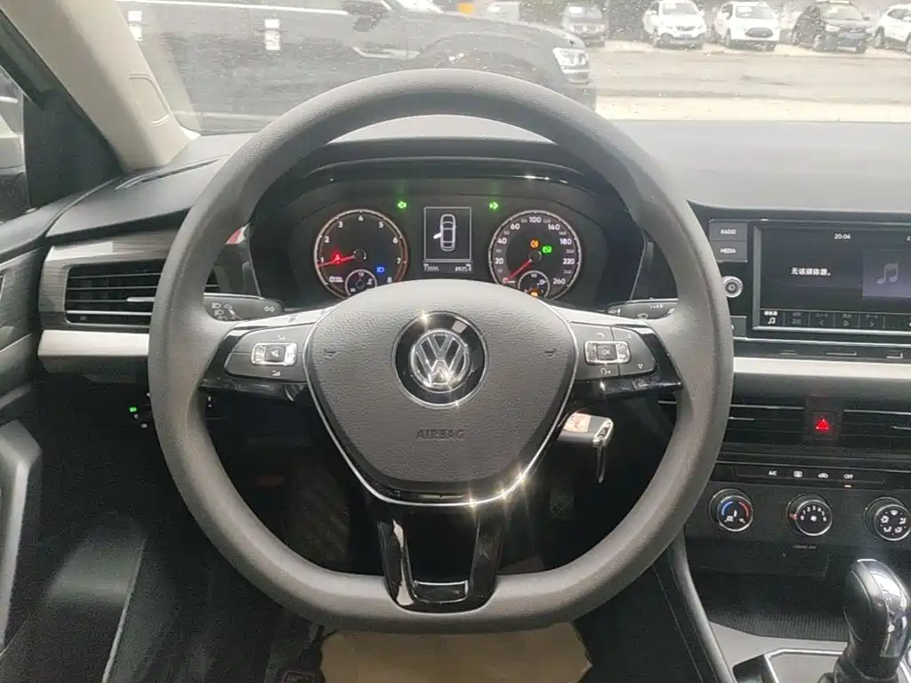 Volkswagen Lavida — миниатюра 11
