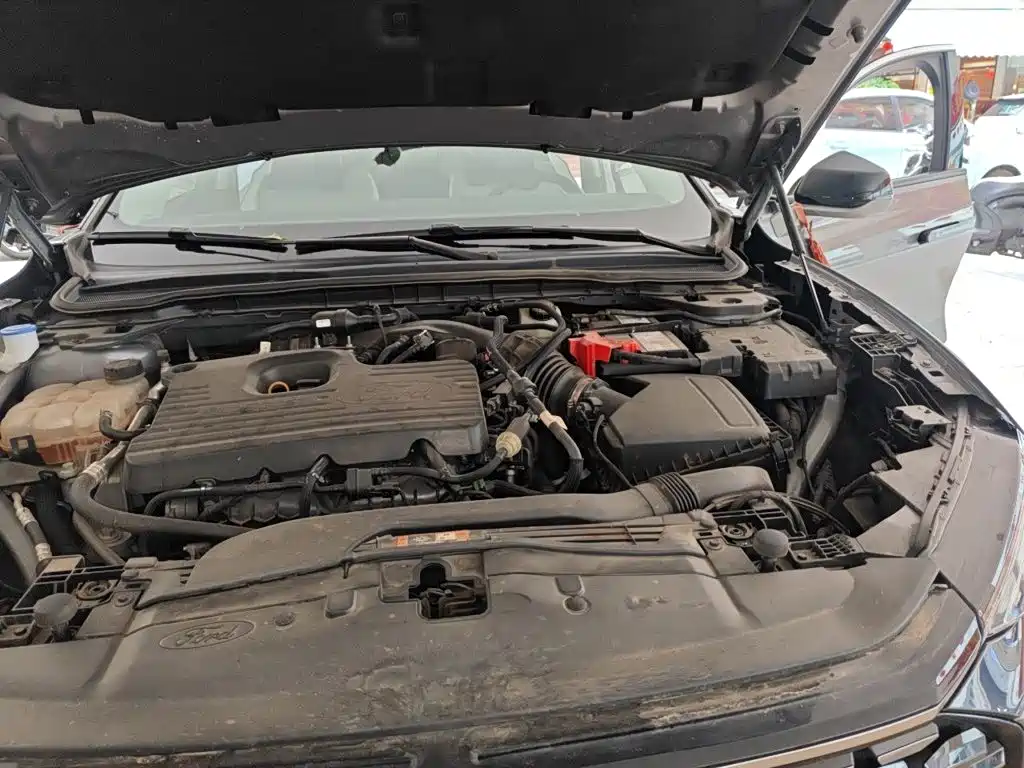 Ford Mondeo — миниатюра 22