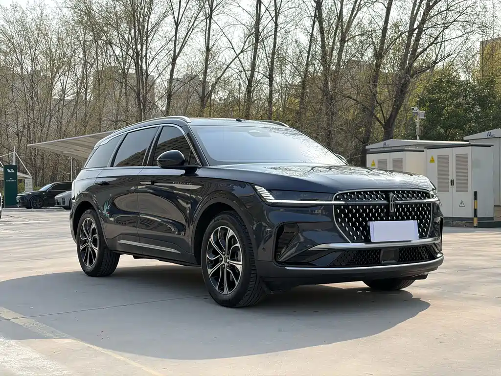 Lincoln Nautilus — миниатюра 6