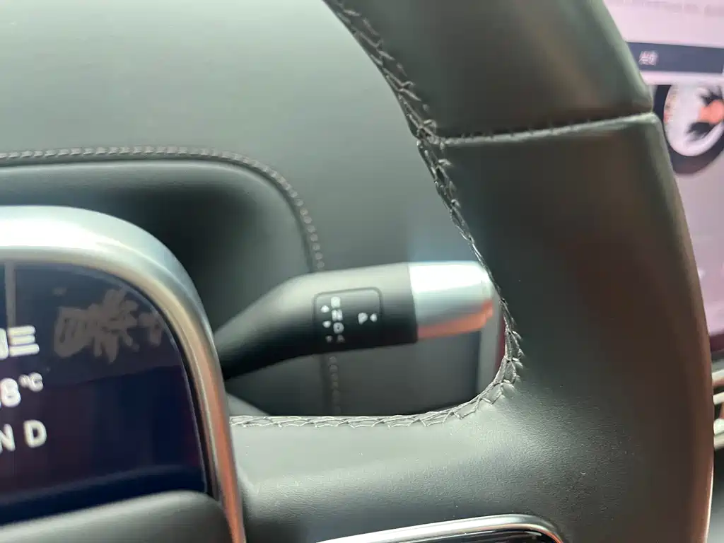 Li Auto Li L8 — миниатюра 6
