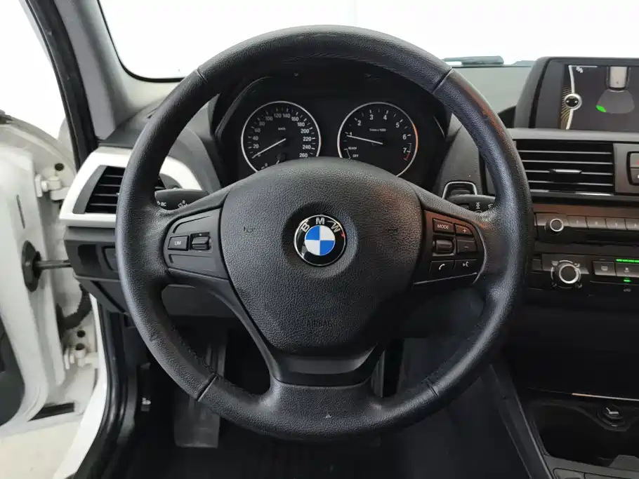 BMW 1 Series (Import) — миниатюра 15
