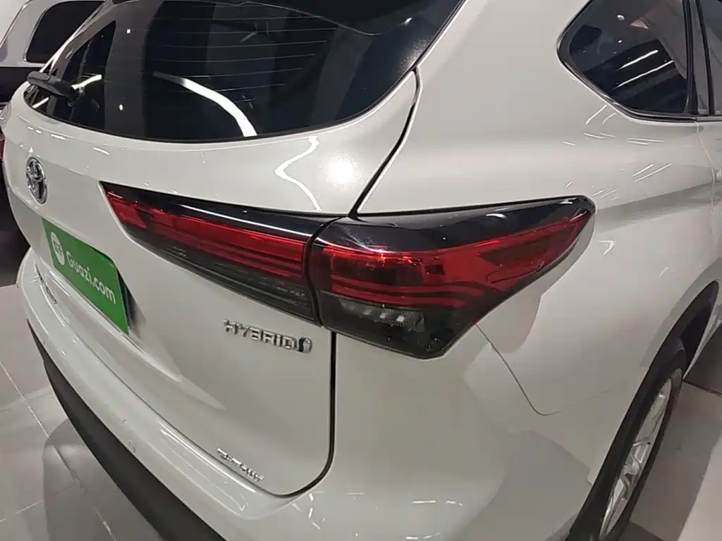 Toyota Highlander — миниатюра 8