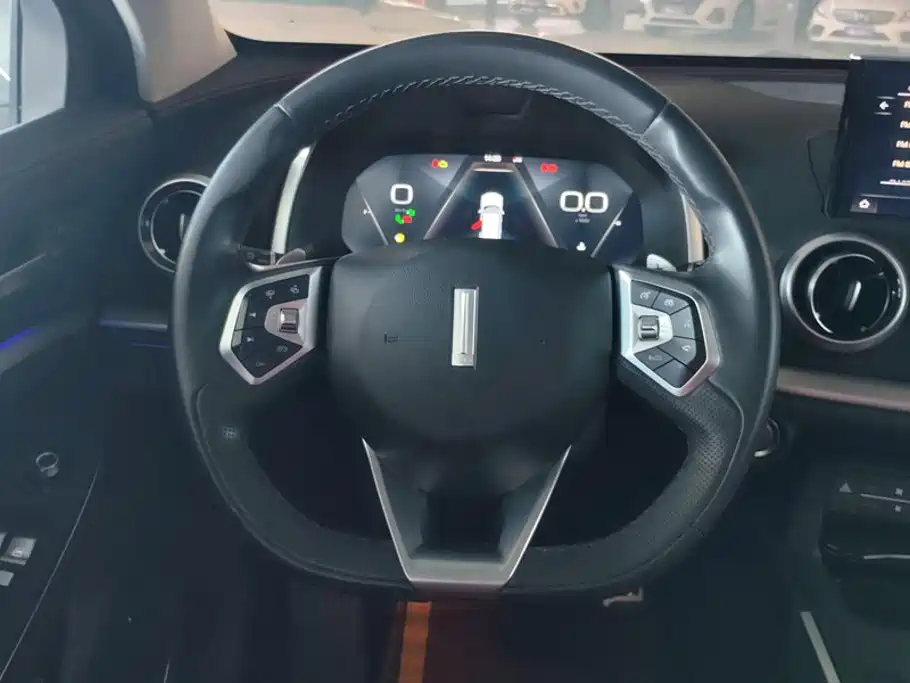 Wey Wey VV5 — миниатюра 15