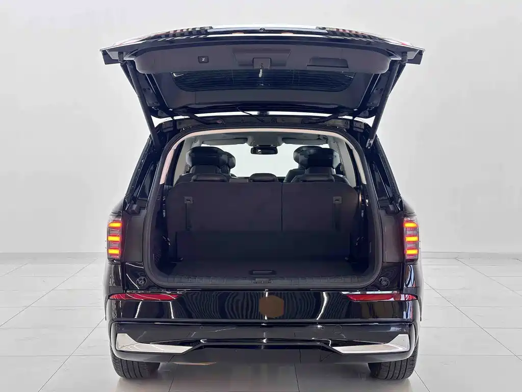Ford Edge — миниатюра 8