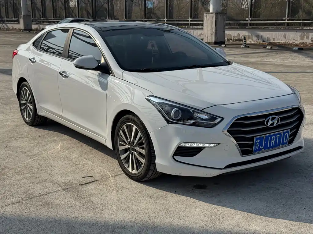 HYUNDAI NAME PICTURE