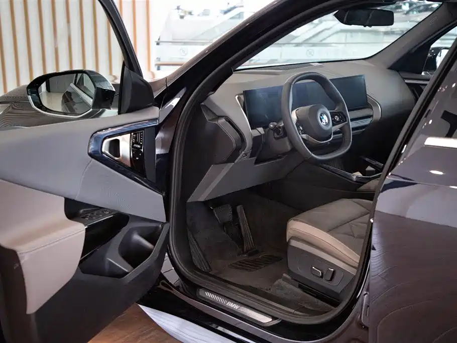 BMW X3 — миниатюра 13