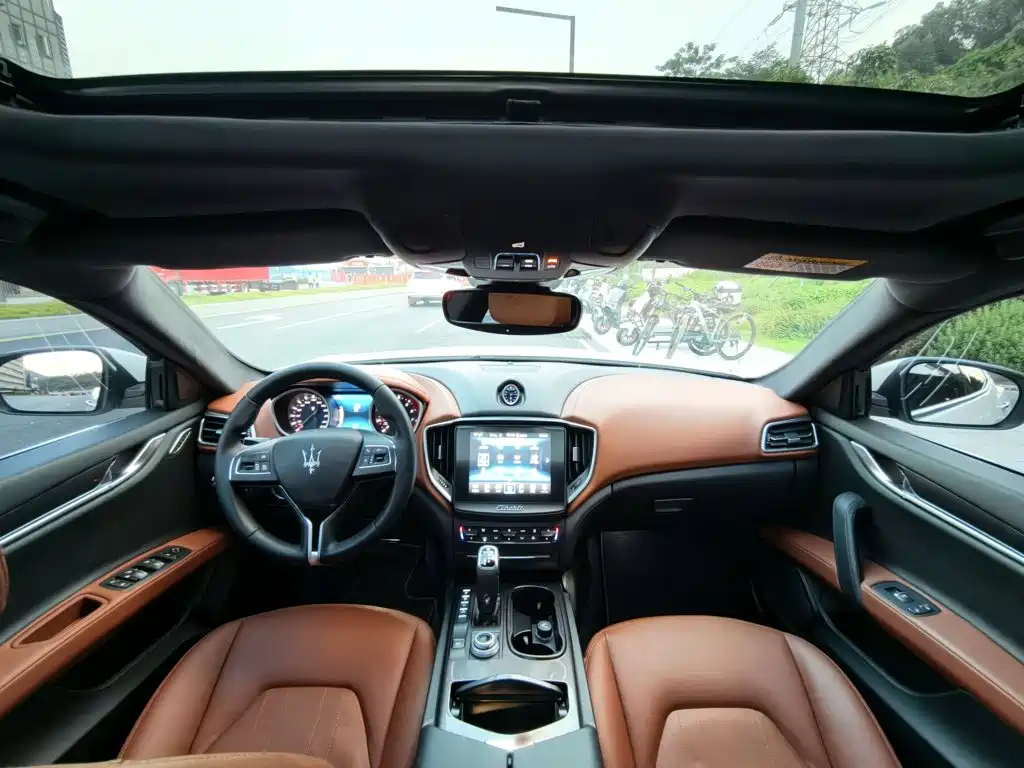 Maserati Ghibli — миниатюра 10
