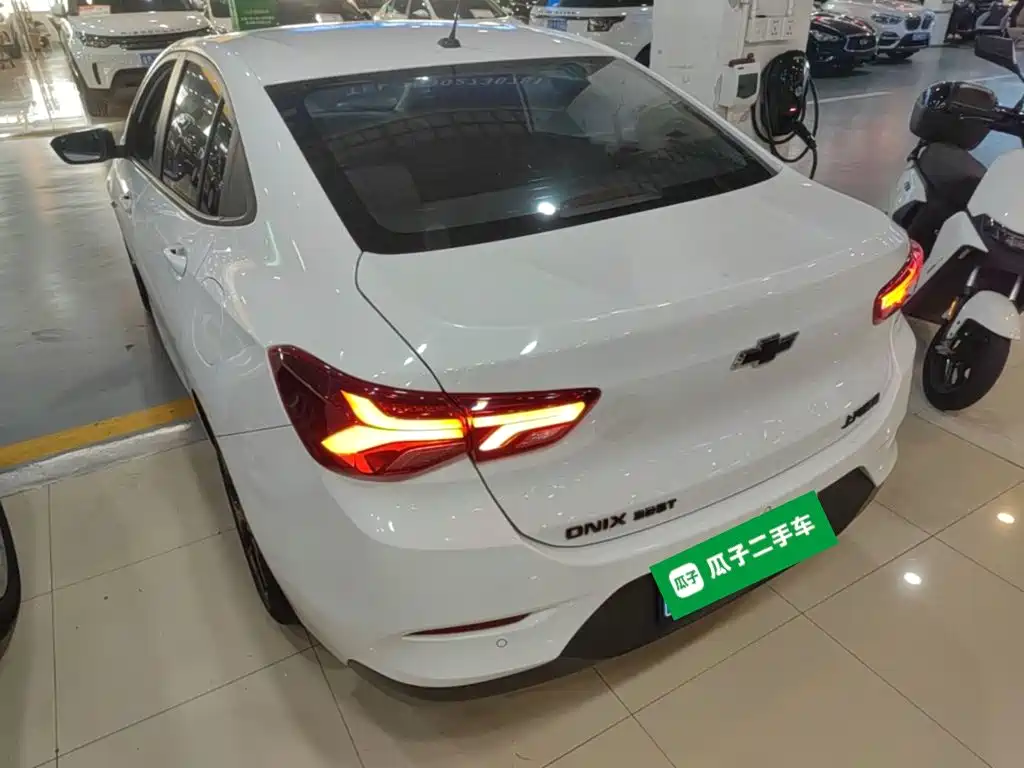 Chevrolet Cavalier — миниатюра 5