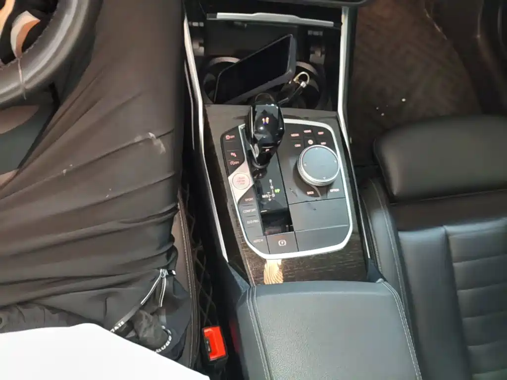 BMW 3 Series — миниатюра 14