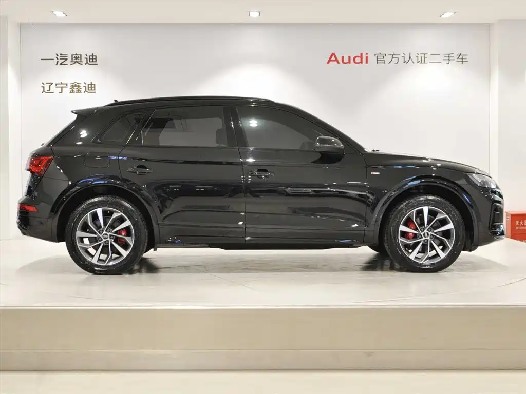 Audi Q5L — миниатюра 2