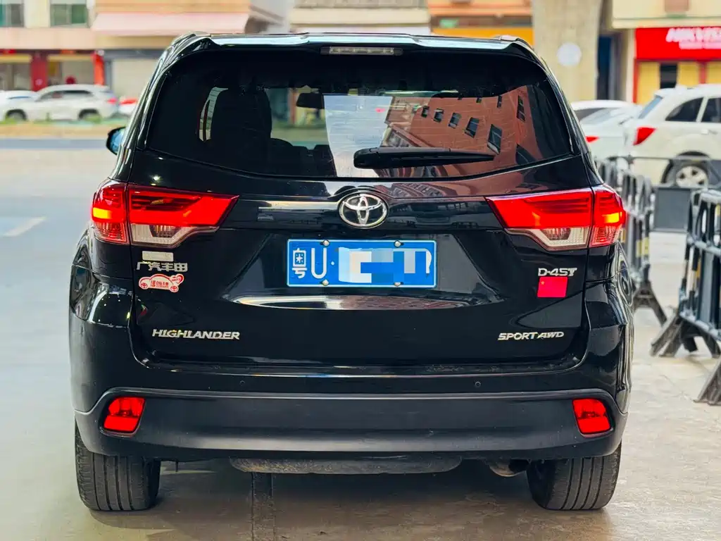 Toyota Highlander — миниатюра 9