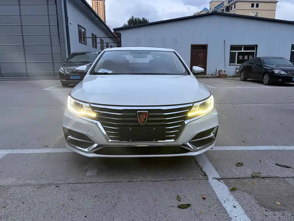 Roewe i6 New Energy — миниатюра 2
