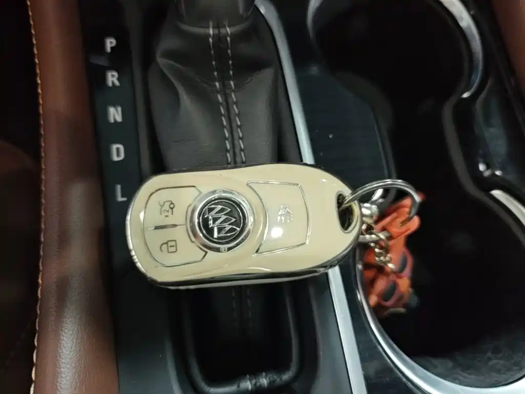 Buick Envision Plus — миниатюра 9