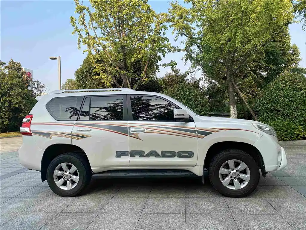 Toyota Prado — миниатюра 4
