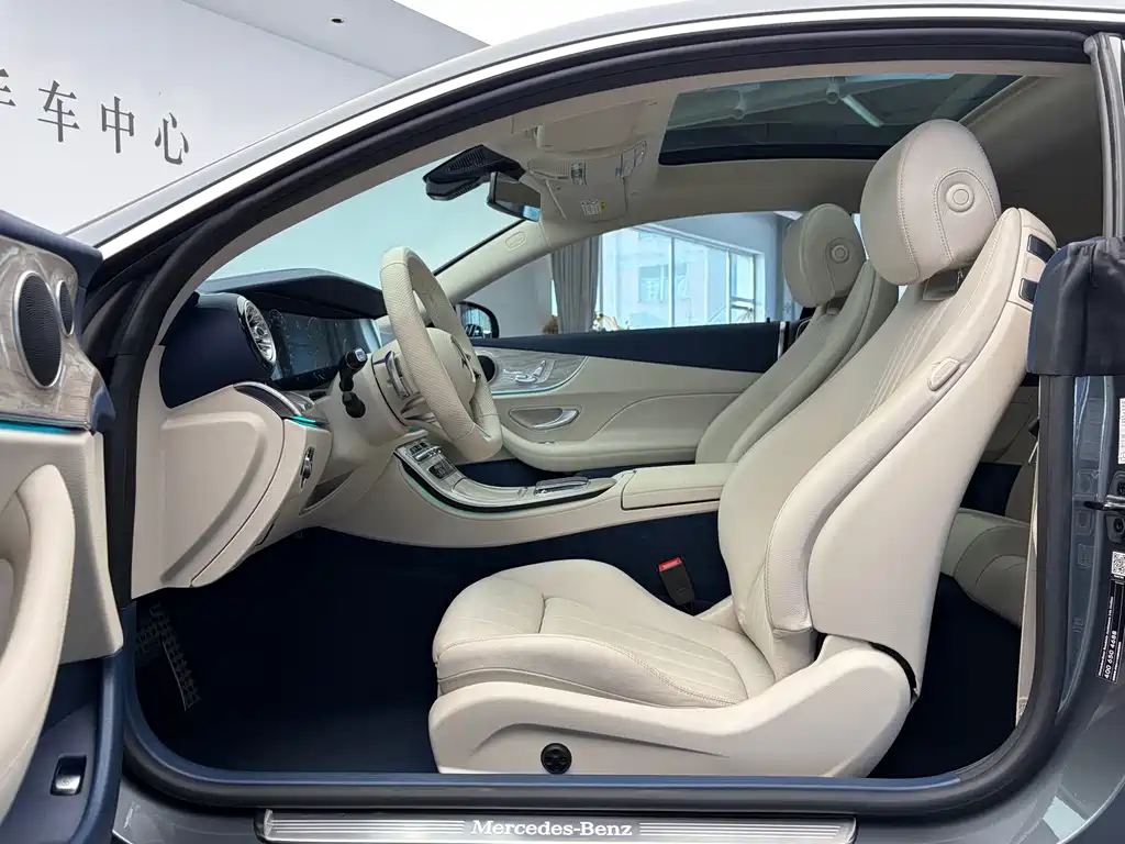 Mercedes-Benz E-Class (Import) — миниатюра 15