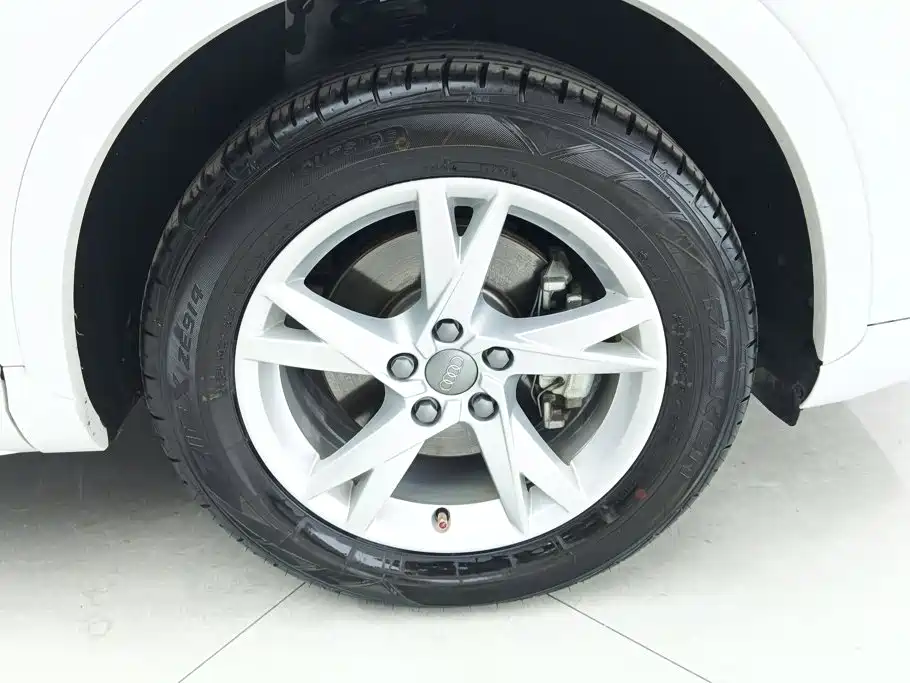 Audi Q3 — миниатюра 6