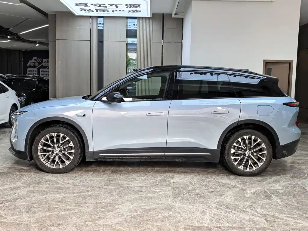 NIO ES6 — миниатюра 4