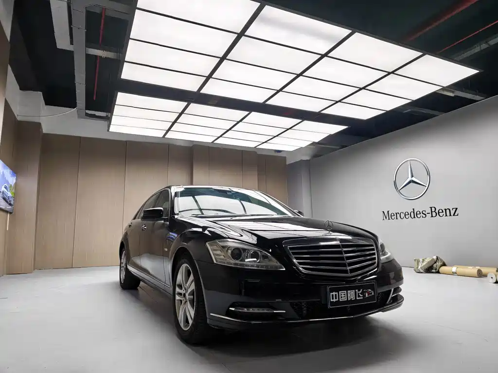 Mercedes-Benz S-Class — миниатюра 12