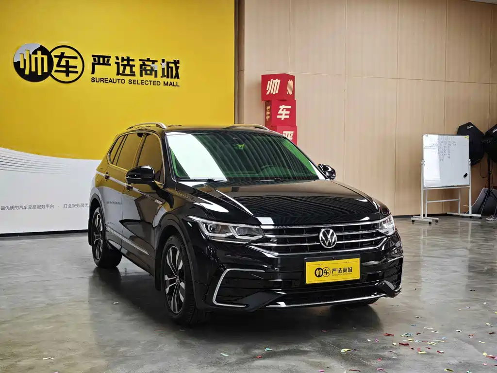 Volkswagen Tiguan L — миниатюра 3