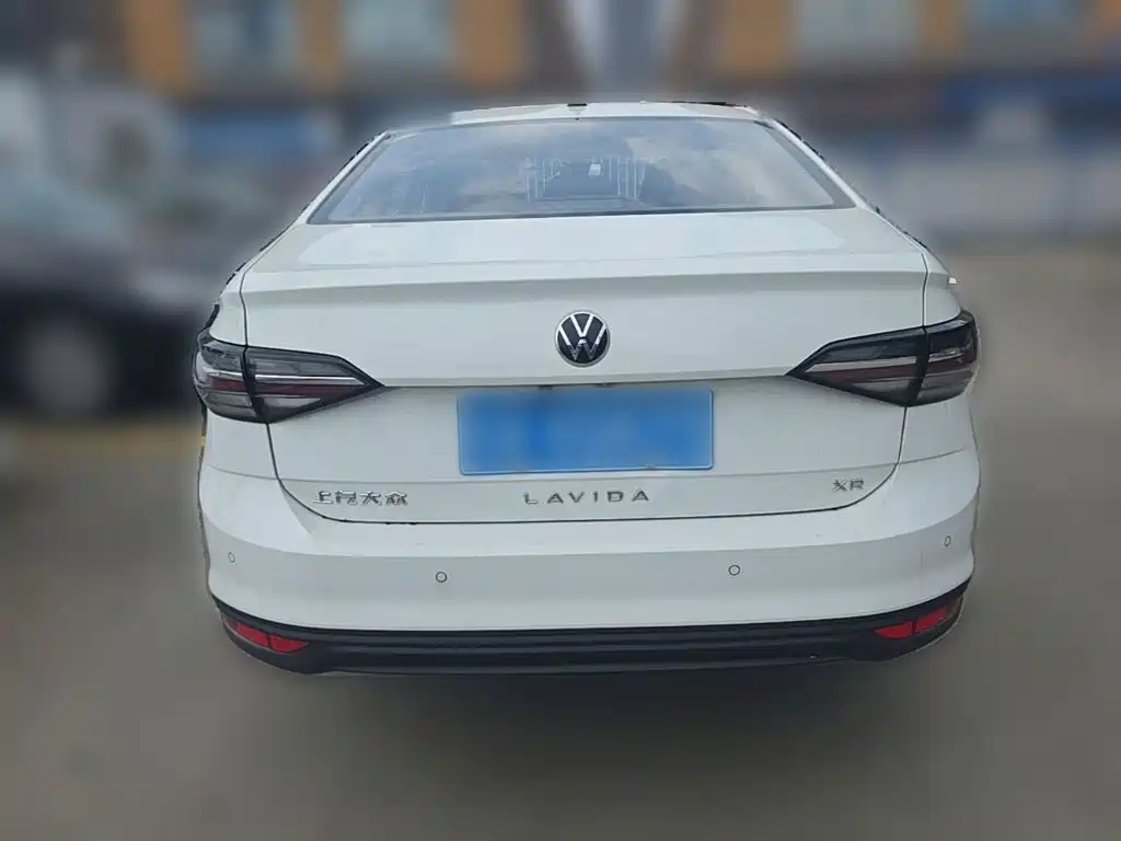 Volkswagen Lavida — миниатюра 8