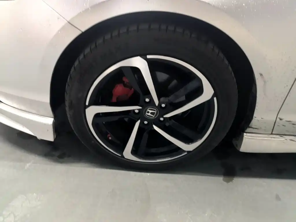 Honda Accord — миниатюра 23