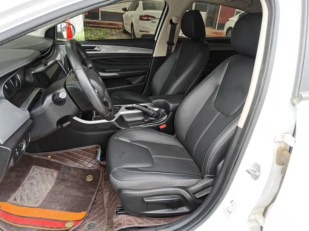 Chery Arrizo 5 — миниатюра 15