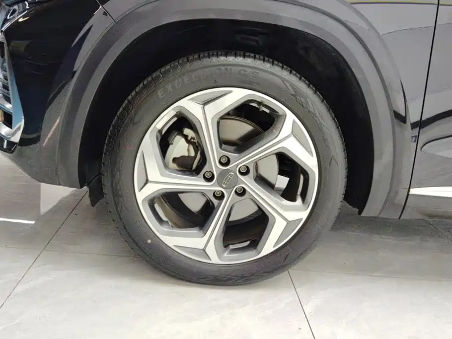 Geely Xingyue L — миниатюра 6